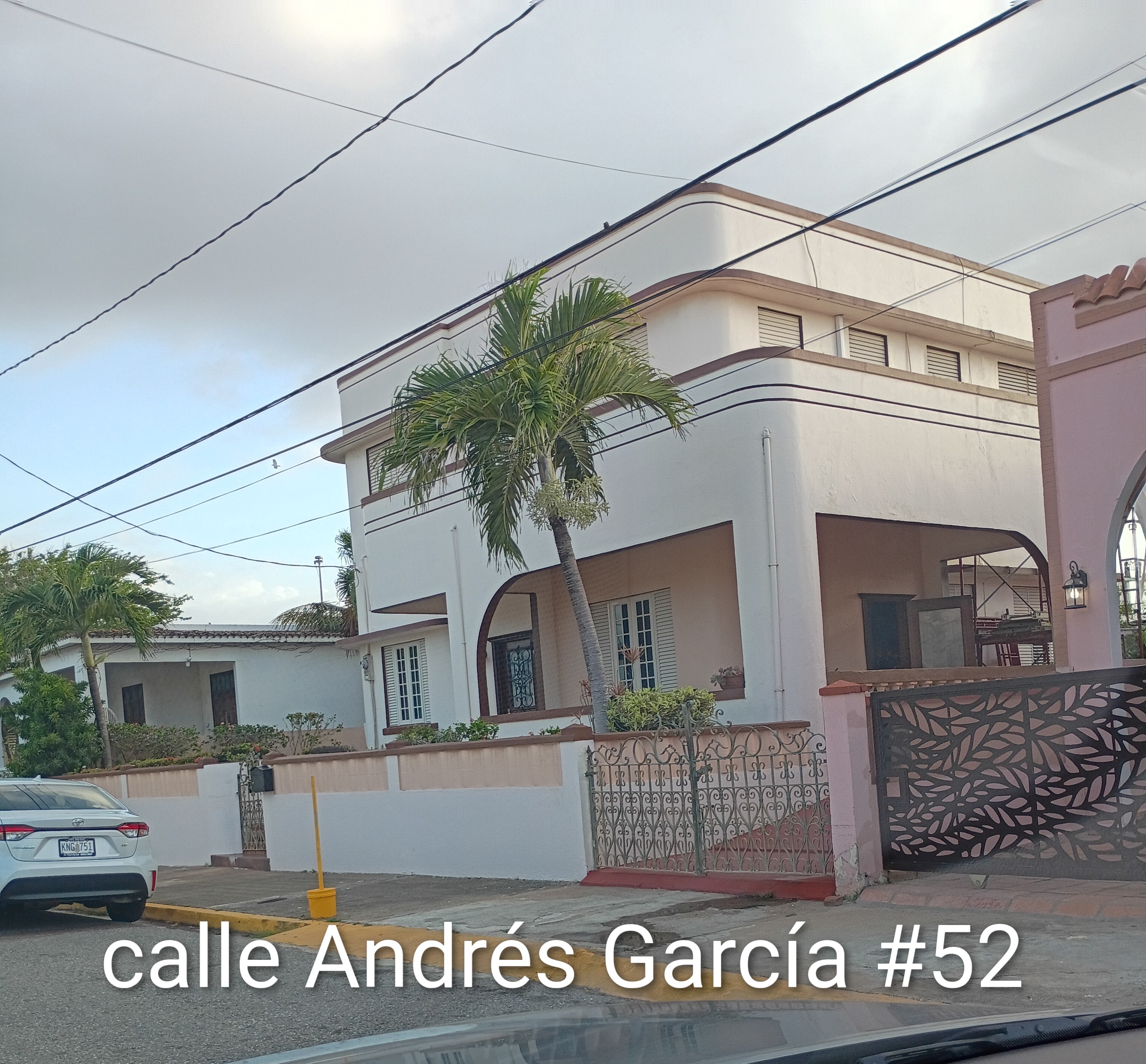 52 Calle Andrés García - Arecibo